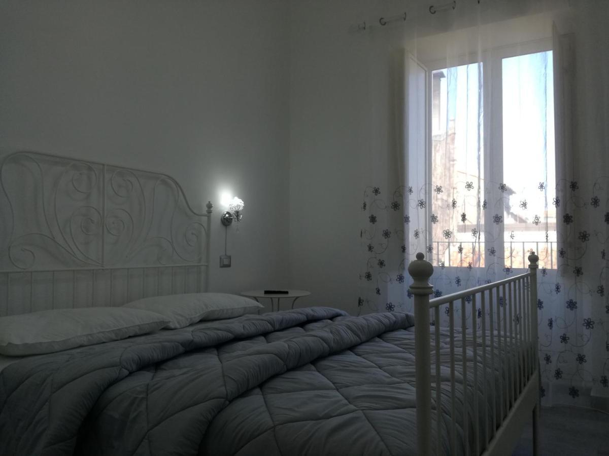 Morgana'S House Apartment Катания Екстериор снимка