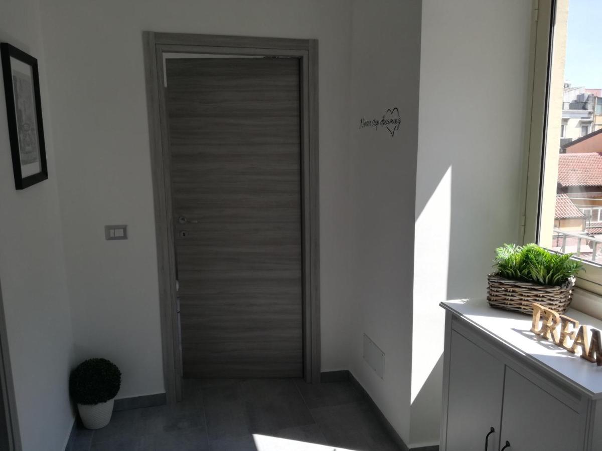 Morgana'S House Apartment Катания Екстериор снимка